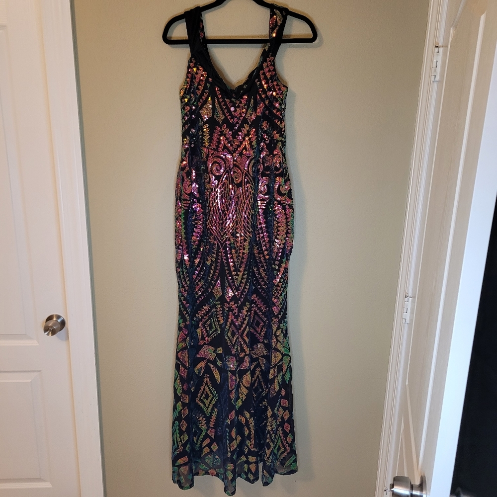 Multi color pink, gold, green, blue semi/formal sleeveless dress. - Picture 10 of 13